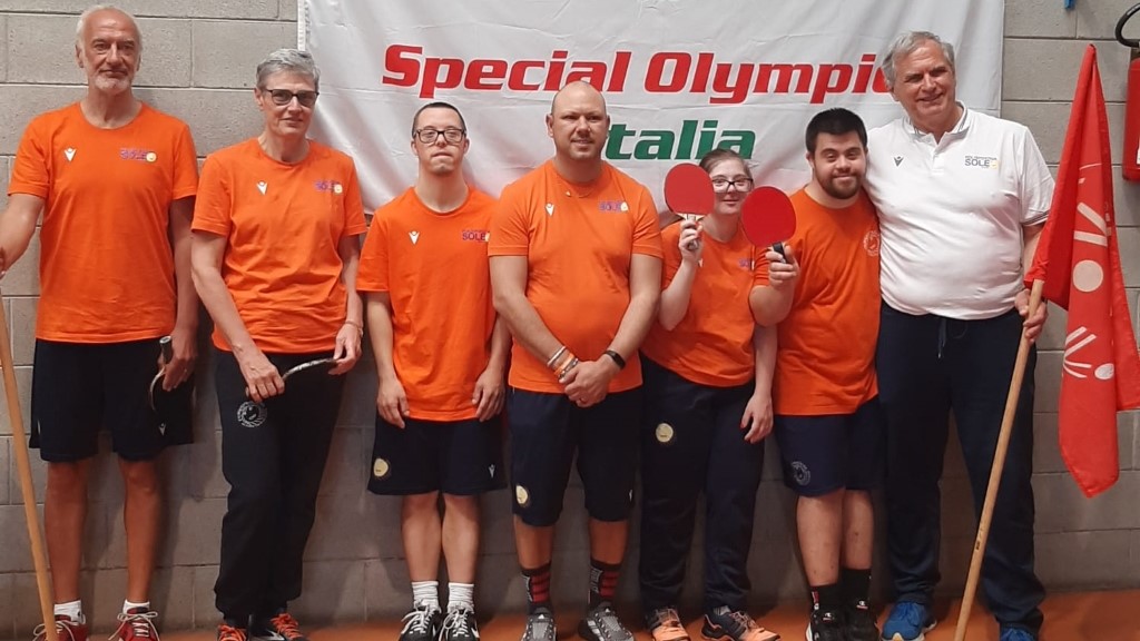 https://www.associazionestefania.it/wp-content/uploads/2024/07/tennist.jpg